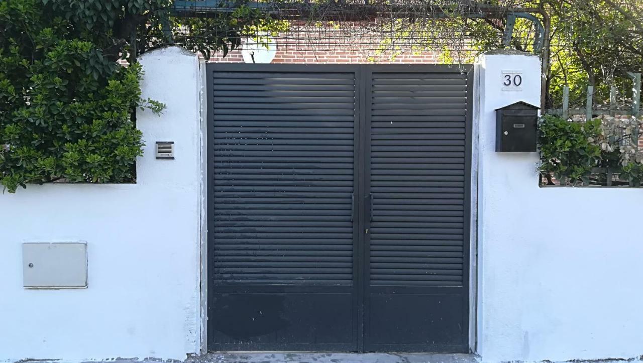 Villa "Luna De Segovia" Leganes Ngoại thất bức ảnh